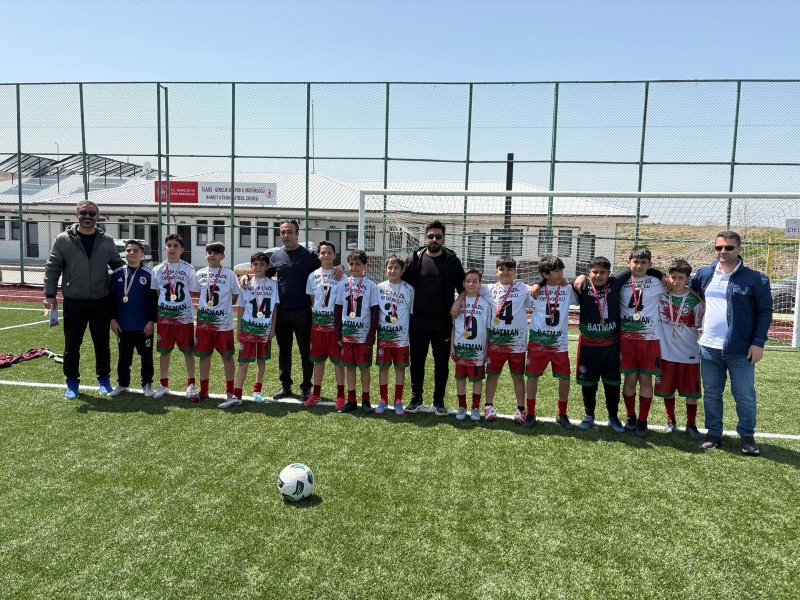 HEDEF YARI FİNAL, GÖZLER TÜRKİYE FİNALİNDE