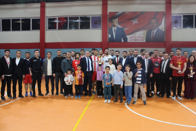 SASON’DA VOLEYBOL TURNUVASI SONA ERDİ