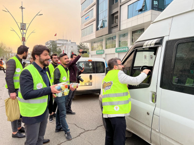 AK GENÇLİK, İFTARA 5 KALA SAHADA