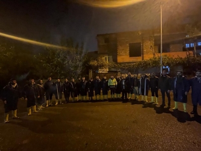 AK GENÇLİK KUMANYA DAĞITTI