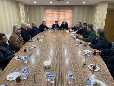 AK PARTİ'DE TOPLANTI YOĞUNLUĞU