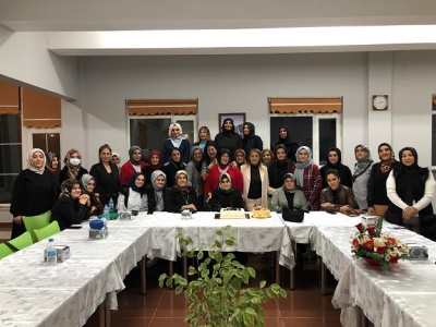 AK PARTİ'Lİ KADINLAR TOPLANDI