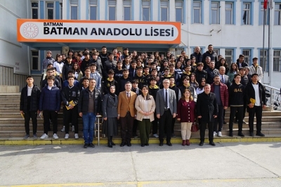 AKADEMİSYEN VE ÖĞRENCİ BULUŞMALARI BAL’DA GERÇEKLEŞTİRİLDİ