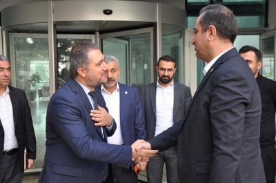 : “Asıl vekillik millete hizmet etmektir”