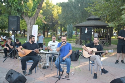 ATATÜRK PARKI, GENÇLİK VE SPOR FESTİVALİYLE ŞENLENDİ