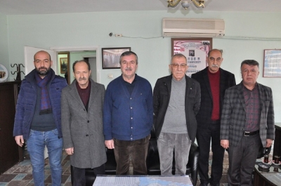BAŞKAN ADAYI YAŞAR'IN OY PUSULASI SARI