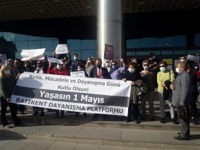 BAŞKAN BOZKURT EMEKÇİNİN YANINDA