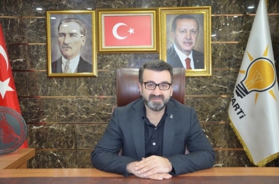 BAŞKAN GÜR, MUHTARLARI UNUTMADI