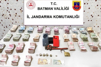 Batman'da Türbeden Hırsızlık: 4 Kişi Yakalandı