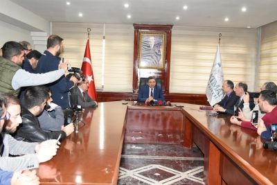 Belediye Başkan Vekilliğine Görevlendirilen Valimiz Göreve Başladı