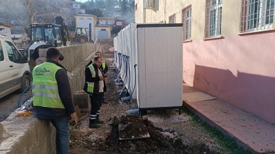 BELEDİYEDEN DEPREM BÖLGESİNDE ALT YAPI HİZMETİ…