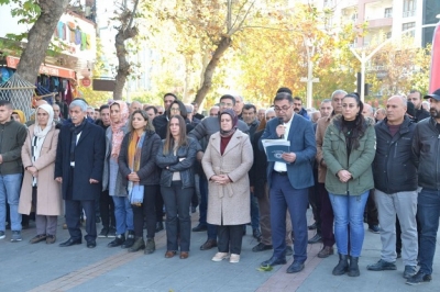 “Belediyenin binasını bile satışa çıkarırlar”