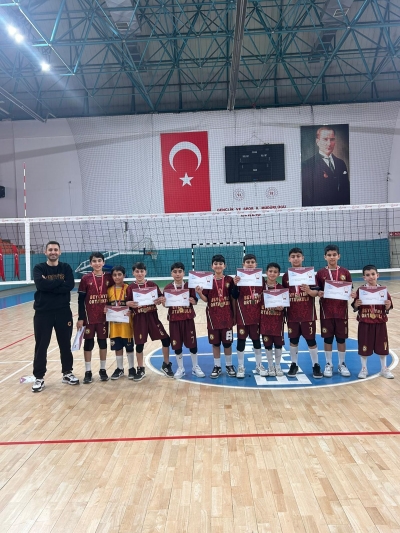 BEYÇAYIRI KÖYÜNDEN YARI FİNALE YÜKSELDİLER