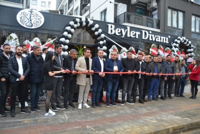 BUYRUN BEYLER DİVANINA