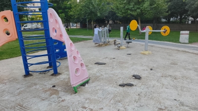 Çay Mahallesi’nin Parkı Bakımsızlıktan Dökülüyor