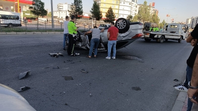 Çevre yolunda kaza: 2 yaralı