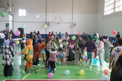 Depremzede Çocuklar Doyasıya Eğlendi