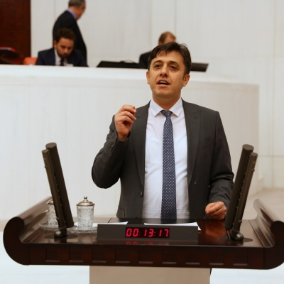 ‘Devlet Mahallesini’ almak istedi!