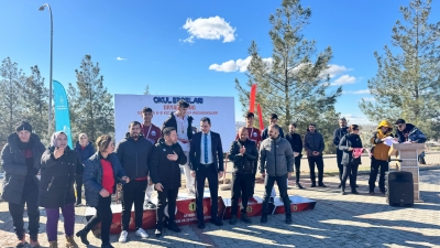 DİYARBAKIR'DA VEYSEL KARANİ RÜZGARI