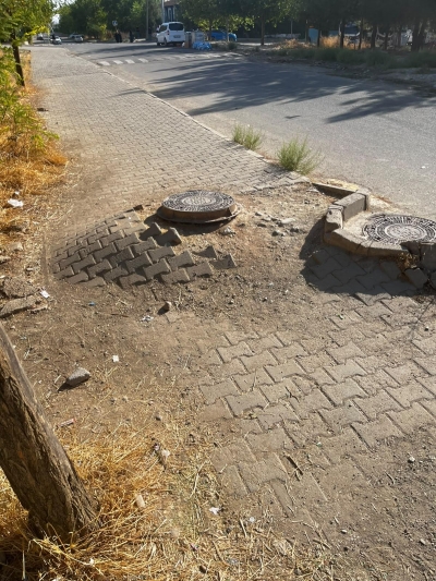 EĞİTİM YUVASININ ÖNÜ ÇÖPLÜĞE DÖNDÜ!