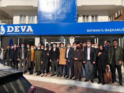 EKMEN, BATMAN'DAYDI
