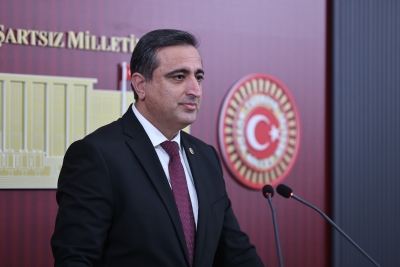 “ERİŞİM ENGELLERİ İFADE HÜRRİYETİNİ ZEDELER”