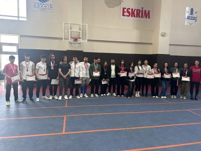 ESKRİMİN GENÇ ŞAMPİYONLARI BELLİ OLDU