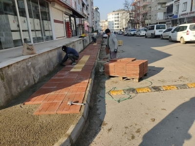 FEN İŞLERİ EKİPLERİ KENTİN TAMAMINA YAYILDI