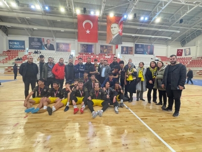 FUTSAL’DA ‘BAL’ GİBİ ŞAMPİYONLUK
