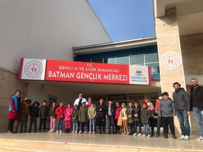 GENÇLERE AĞIZ VE DİŞ TARAMASI