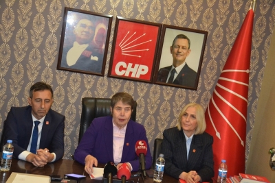 “Gençlerimiz açlık sınırının altında”