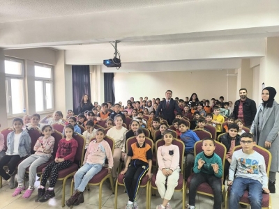 GENÇLİK OKUL SPORLARINI TANITIYOR…