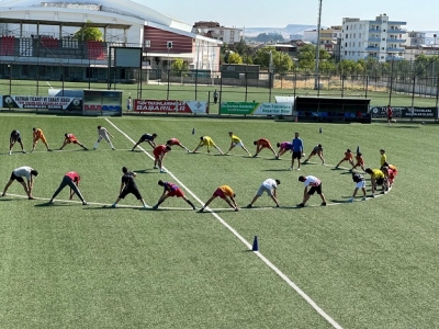 GENÇLİKTE HAFTANIN 5 GÜNÜ FUTBOL EĞİTİMİ