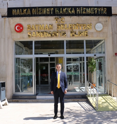 Göktaş’tan iki dilli veda mesajı