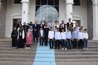 ÖĞRENCİLERDEN KAYMAKAM GÜNGÖR'E ZİYARET