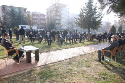 HALKLA İLK BULUŞMA