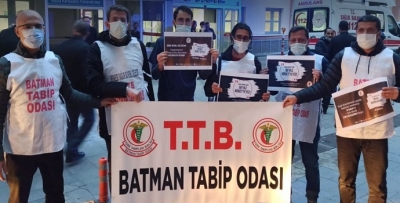 HEKİMLER ‘BEYAZ NÖBET’TE