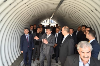 İki mahalleyi bağlayan altgeçit açıldı
