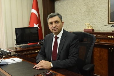 “İLUH DERESİNİ BİTİRİRSE, HEYKELİNİ DİKERİZ”