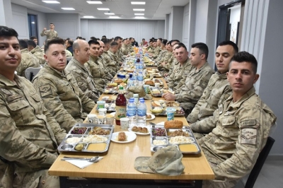 Jandarma Personellerine İftar