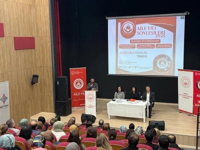 KADIN İSTİHDAMI MASAYA YATIRILDI