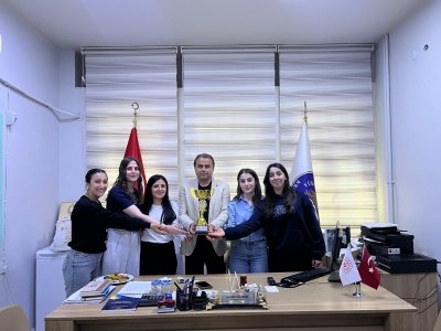 KARS’TA ZİRVEYE ÇIKAN TAKIM KUTLANDI