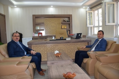 KAYMAKAM MÜFTÜLÜKTEYDİ