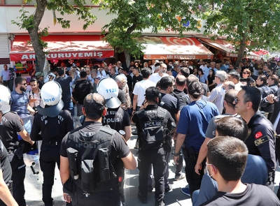 Kayyum Tepkisine: 3 Gözaltı