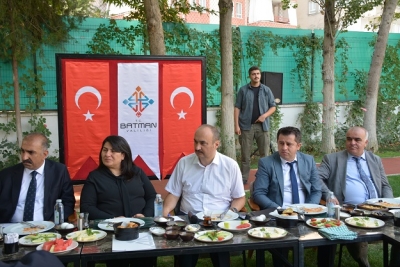 “KENTTE ÖNCELİĞİMİZ İSTİHDAM”