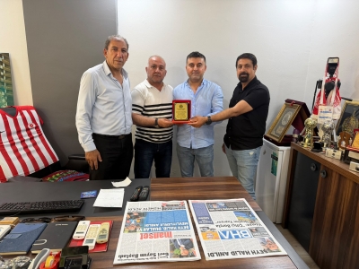 Mehmet İnci’ye Teşekkür Plaketi
