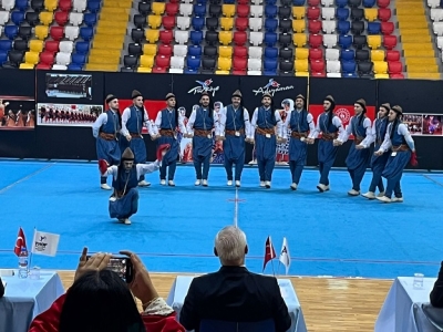 MEZOPOTAMYA HALK OYUNLARI EKİBİ ‘TARİH’ YAZDI