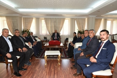MHP HEYETİNDEN VALİYE ZİYARET