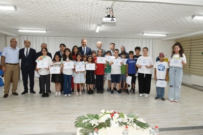 Minik Öğrenciler Sertifikalarını Aldı