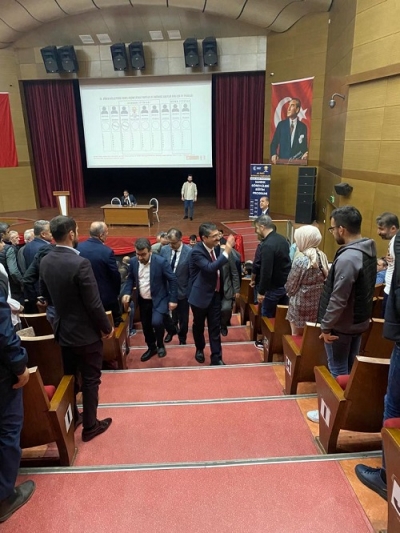 Nasıroğlu, partisinin Sandık Kurulu Müşahit Eğitimi Toplantısı'na katıldı.